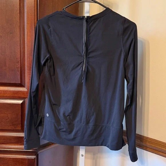 Lululemon Run Warm Up Crew Sweatshirt Sz 4 Black Power Luxtreme Waist Length 481 - Picture 4 of 7